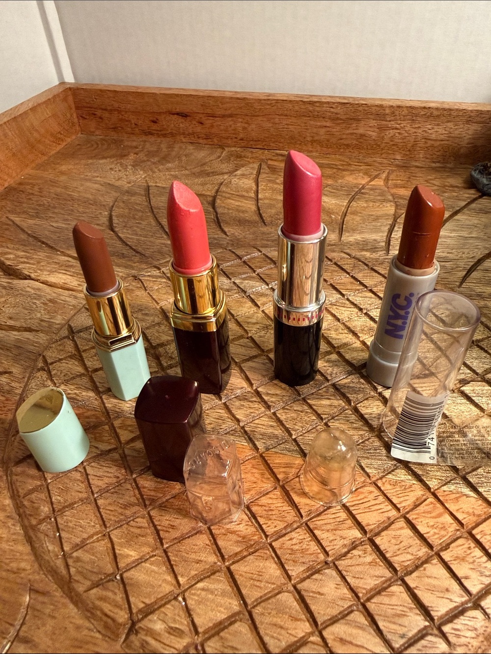 💄NWT 4 pack Assorted Pink and Brown Lipstick Set — NYC and more